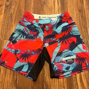 Born primitive defender shorts. Size 32
